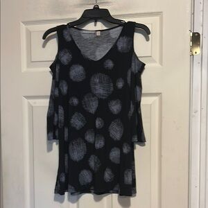 Barbara Katz Black and Gray Cold Shoulder Top Size XS